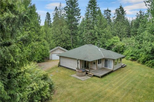 1531 Schooner Rd, Quadra Island, BC, V0P1H0 | Card Image