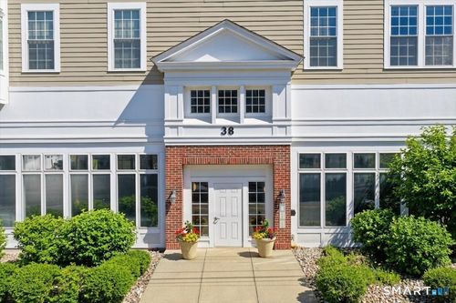20-38 Hope St, Niantic, CT, 06357-2439 | Card Image