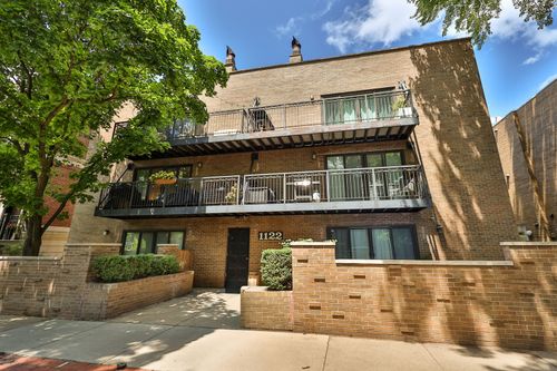 8-1122 Altgeld St, Chicago, IL, 60614-2243 | Card Image