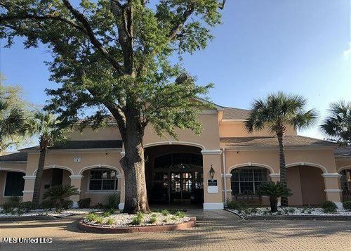 apt-1704-2252 Beach Dr, Gulfport, MS, 39507-1672 | Card Image