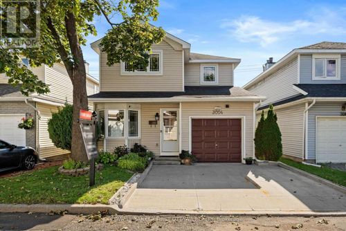 3004 Victoria Heights Cres, Gloucester, ON, K1T3M7 | Card Image