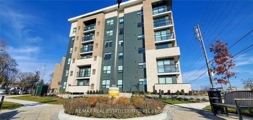 208-1 Falaise Rd, Scarborough, ON, M1E0B9 | Card Image