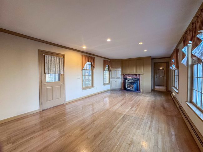 99 Brimstone Corner Rd, House other with 5 bedrooms, 3 bathrooms and null parking in Hancock NH | Image 10