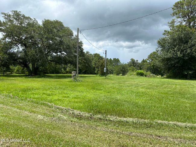 front of property | Image 23