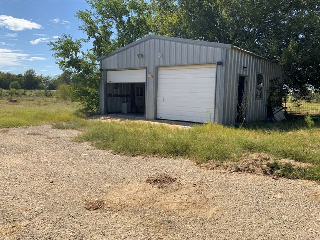 8989 Fm 141, House other with 3 bedrooms, 1 bathrooms and 4 parking in Dime Box TX | Image 12