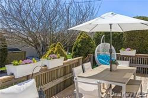 apt-8-95 Springville Rd, Hampton Bays, NY, 11946-2206 | Card Image