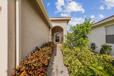 10573 Galleria Street, House other with 4 bedrooms, 3 bathrooms and null parking in Wellington FL | Image 3