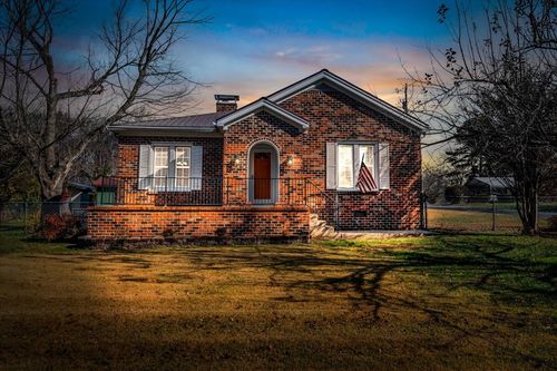 963 Emerson St, Manchester, TN, 37355-2011 | Card Image