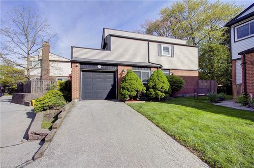14-336 Queen St S, Mississauga, ON, L5M1M2 | Card Image