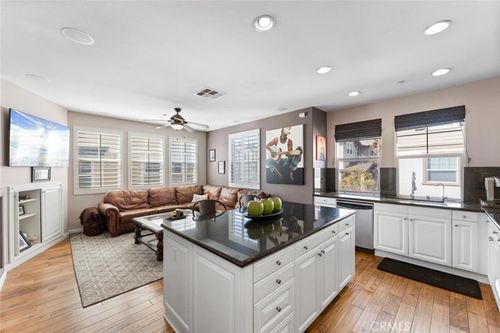 22 Arlington St, Ladera Ranch, CA, 92694-1352 | Card Image