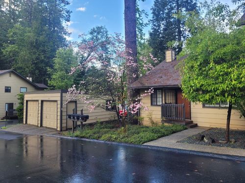 346 Gracie Road, Nevada City, CA, 95959 | Card Image