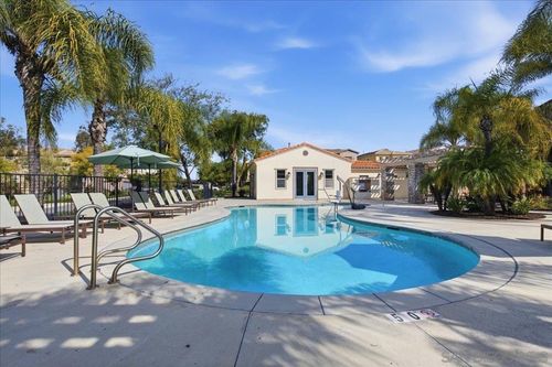 2076 Blue Oak Ln, Vista, CA, 92084-2403 | Card Image