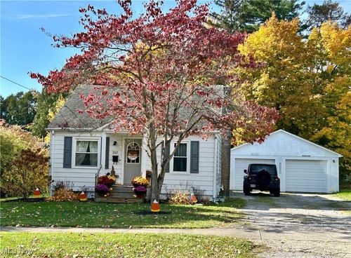 262 Walnut St, Leetonia, OH, 44431-1044 | Card Image