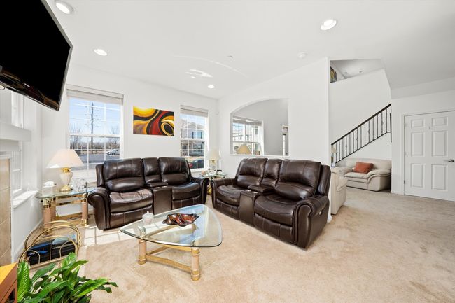 217 Owen St, Townhouse with 2 bedrooms, 3 bathrooms and 2 parking in Matteson IL | Image 7