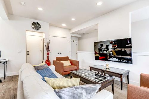 511-10060 46 St Ne, Calgary, AB, T3J2H8 | Card Image