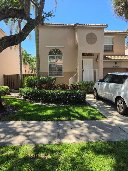 10900 Nw 12th Dr, Plantation, FL, 33322-6997 | Card Image