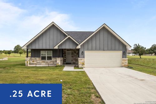 234 Tawny Oak Cir, Bandera, TX, 78003-5385 | Card Image