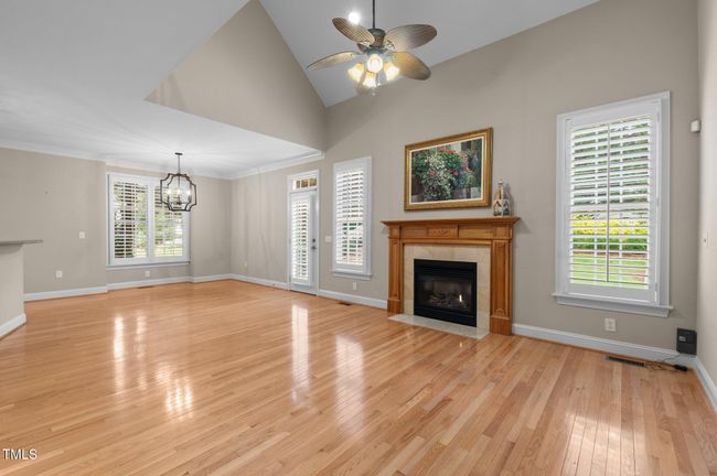Natural Gas Fireplace | Image 11