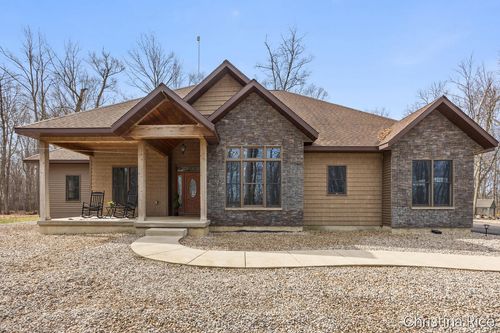 3575 W Maple Rapids Rd, Saint Johns, MI, 48879-8510 | Card Image