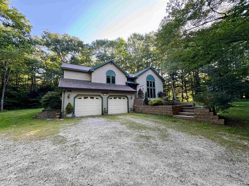 43 Spur Road, Shaftsbury, VT, 05262 | Card Image