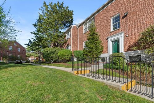 apt-191-25 Fieldstone Dr, Hartsdale, NY, 10530-1554 | Card Image