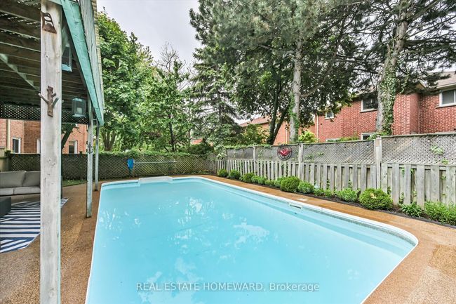1221 Grandview Dr, House other with 5 bedrooms, 4 bathrooms and 4 parking in Oakville ON | Image 45