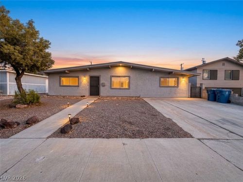 221 Milinane Dr, Las Vegas, NV, 89107-2549 | Card Image