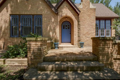 1606 Travis Heights Blvd, Austin, TX, 78704-3122 | Card Image