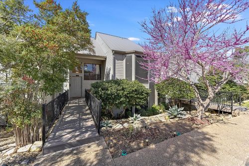 d-110-110 World Of Tennis Sq, Lakeway, TX, 78738-1104 | Card Image