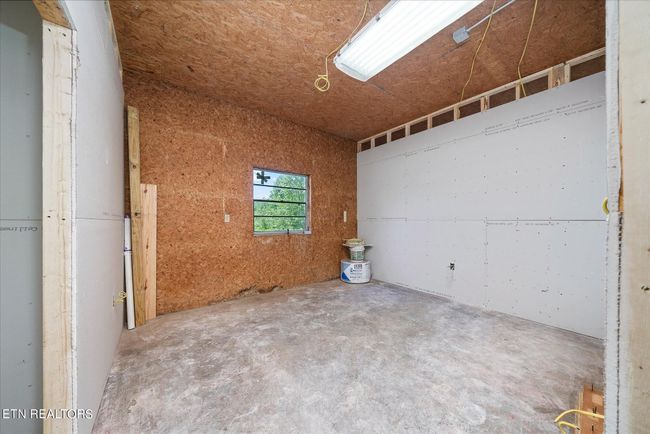641 Island Ford Rd, House other with 4 bedrooms, 3 bathrooms and 2 parking in Lancing TN | Image 34