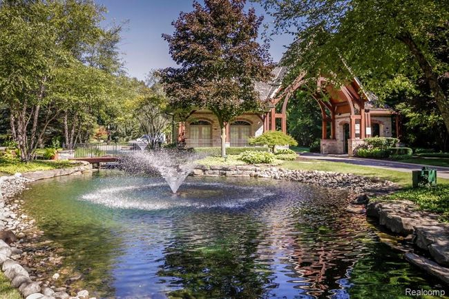 Hidden Lake Entrance Gatehouse. | Image 40