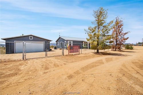 581 S Glen Canyon Rd, Golden Valley, AZ, 86413-6769 | Card Image