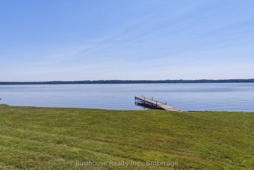 24 Gillis St, Cameron, ON, K0M1G0 | Card Image