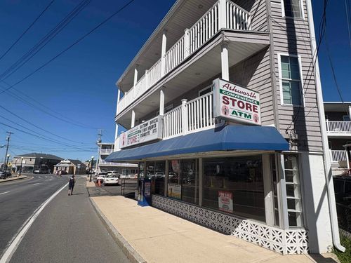 c2-6 Ashworth Ave, Hampton, NH, 03842-2900 | Card Image