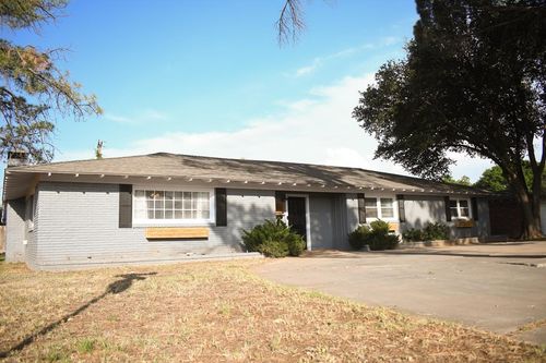 1610 N K St, Midland, TX, 79701-4040 | Card Image