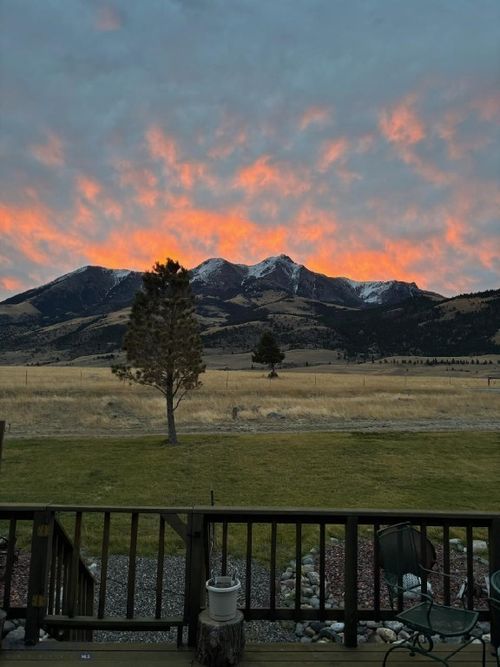 37 Bridger Meadow Ln, Pray, MT, 59065-7120 | Card Image
