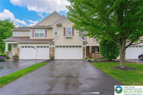 973 Iron Ln, Forks Twp, PA, 18040-7207 | Card Image
