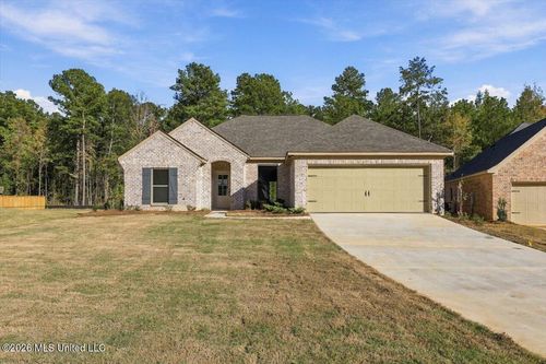 219 Anderson Oaks Dr, Pearl, MS, 39208-1105 | Card Image