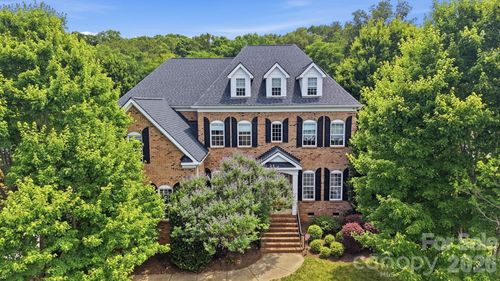 507 Five Leaf Ln, Waxhaw, NC, 28173-6302 | Card Image