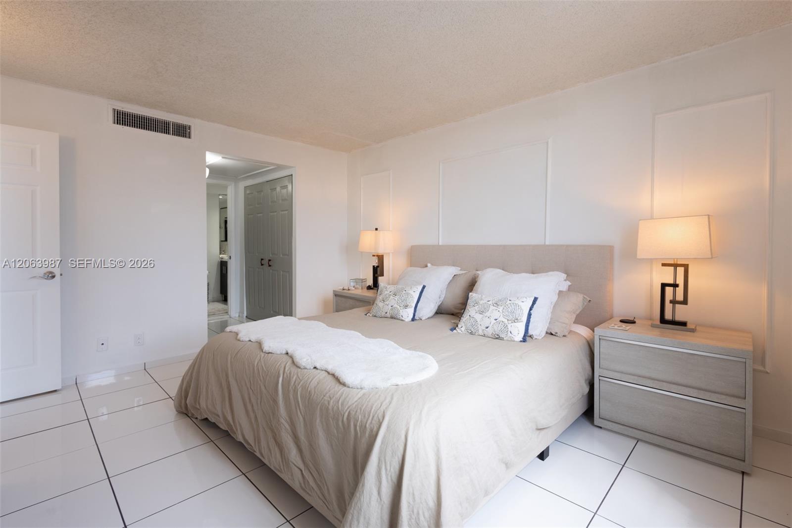Residential Lease in Miami Beach 5