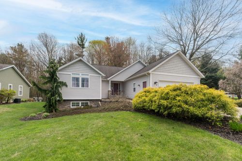 10-10101 Compton Drive, South Haven, MI, 49090 | Card Image