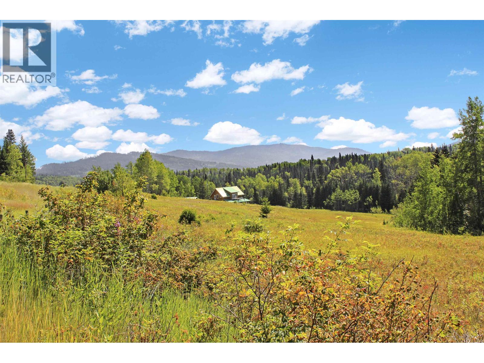 Land in Bridge Lake 5