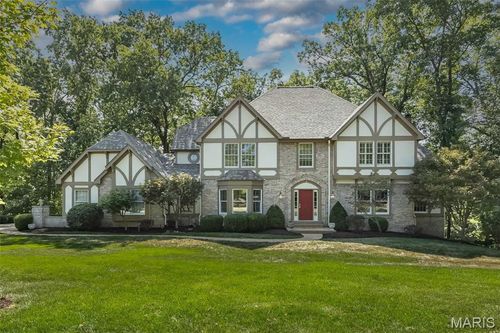 1816 Parsonage Dr, Chesterfield, MO, 63005-4592 | Card Image