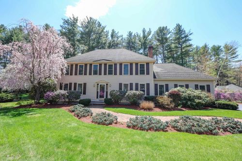 26 Preserve Dr, Nashua, NH, 03064-8107 | Card Image
