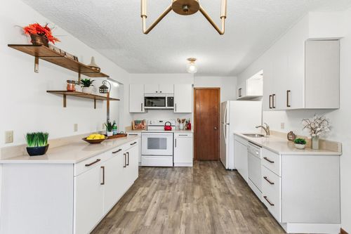 apt-b-1923 Fox Ridge Dr, West Saint Paul, MN, 55118-3989 | Card Image