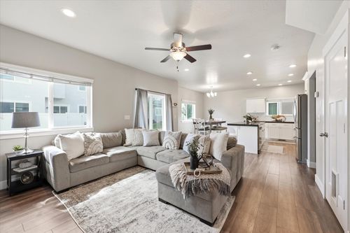 7471 N Hutch Ln, Eagle Mountain, UT, 84005-4832 | Card Image