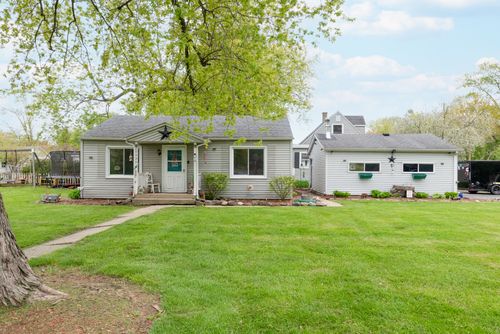 20929 W Sanrem Ave, Lake Villa, IL, 60046-7636 | Card Image