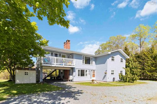 147 Shore Rd, Liverpool, NS, B0T1K0 | Card Image