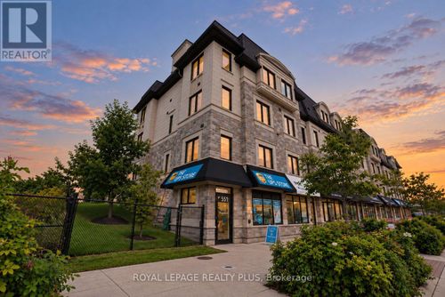 560 Rapids Lane, Mississauga (Lakeview), ON, L5G0A9 | Card Image