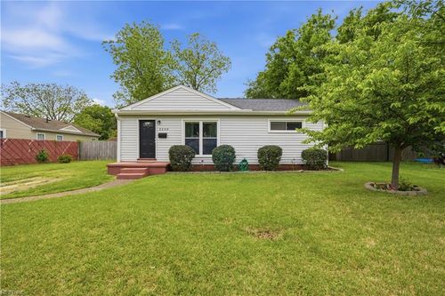 2209 Tarrallton Dr, Norfolk, VA, 23518-3015 | Card Image